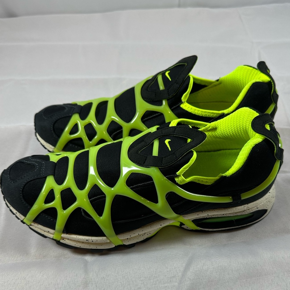 Nike Men’s Air Kukini Black/Neon Athletic Shoes